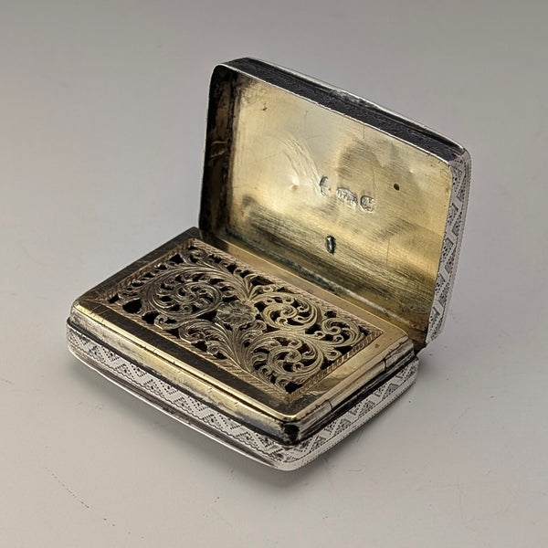 1819年 英国アンティーク リージェンシー  純銀製 ヴィネグレット 20g JOHN THROPP